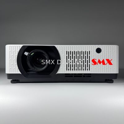 คุณภาพ 8200LM 4K Outdoor Projector ความสว่างสูง 3LCD 3D Laser Mapping Projector โรงงาน